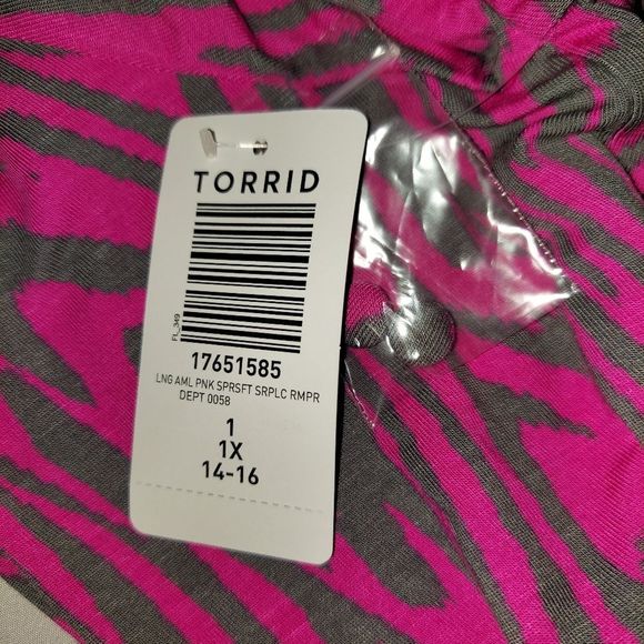 Torrid SUPER SOFT ELASTIC WAIST LOUNGE ROMPER - Picture 8 of 8